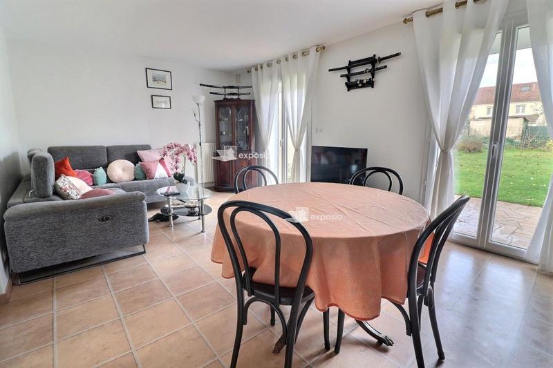 Maison - 93 m² - 5 pièces