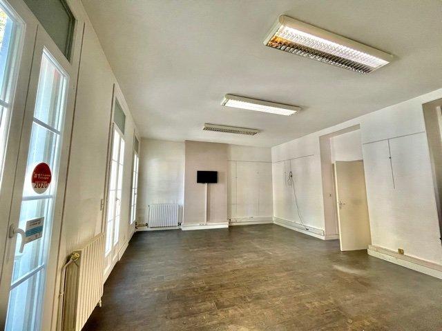 Appartement - 85 m² - 3 pièces