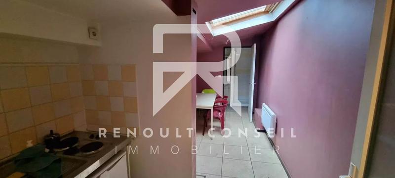 Entrepôt - 241 m² - 3 pièces