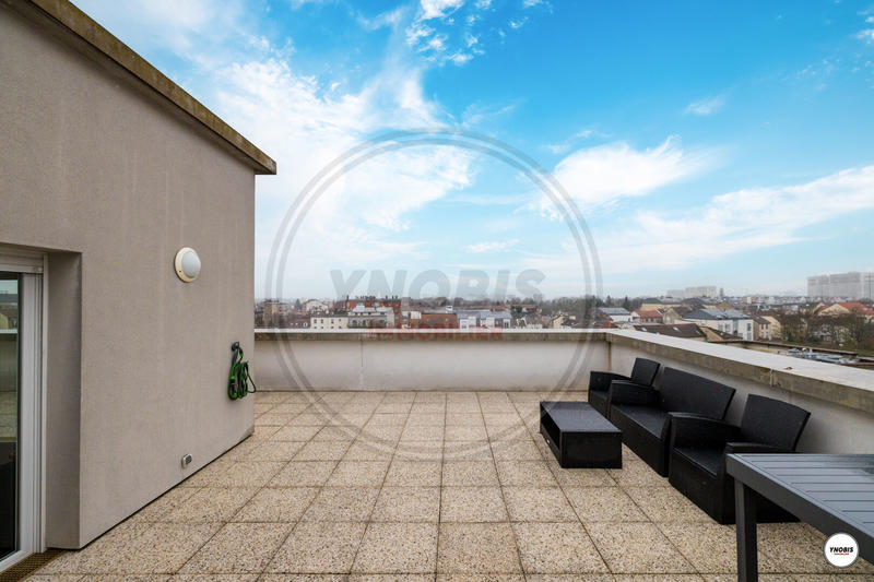 Appartement - 80 m² - 4 pièces