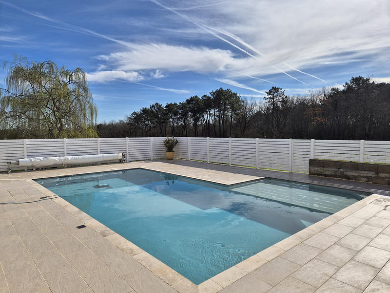 Maison - 226 m² - 7 pièces