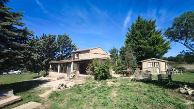 Maison - 75 m² - 2 pièces