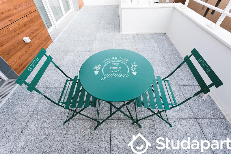 Chambre - 10 m² - 1 pièce