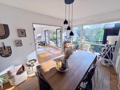 Appartement - 86 m² - 4 pièces