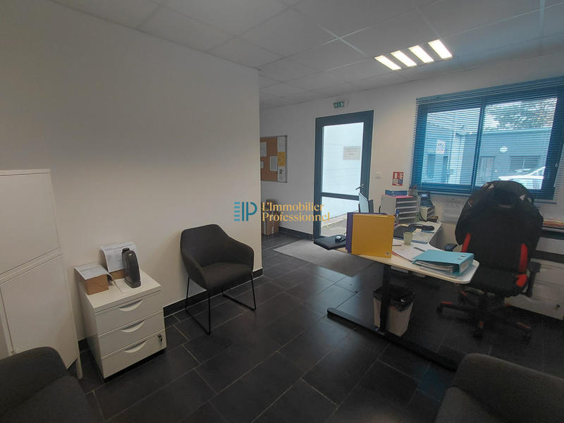 Local d'activités - 310 m²