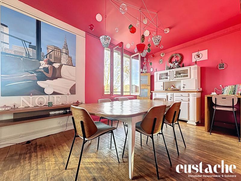 Appartement - 166 m² - 6 pièces