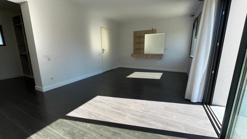 Maison - 180 m² - 4 pièces