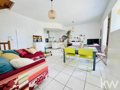 Appartement - 151 m² - 5 pièces