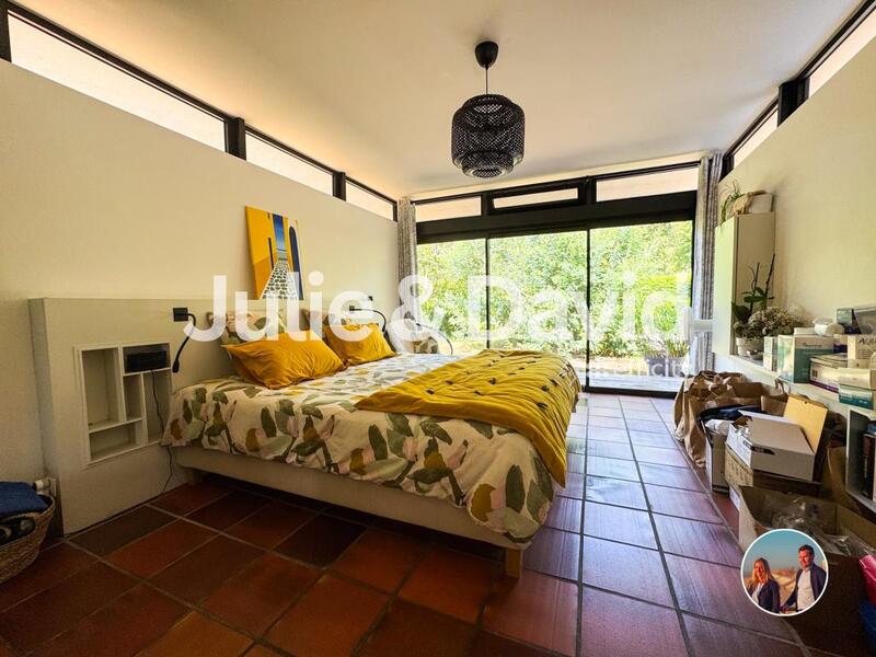 Maison - 180 m² - 6 pièces