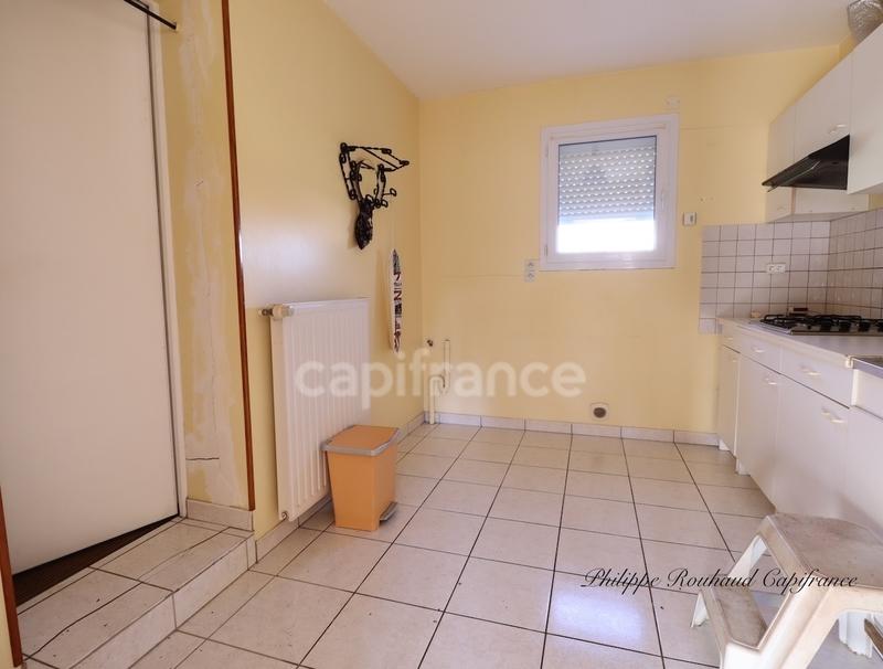 Maison - 92 m² - 8 pièces