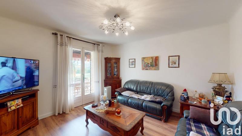 Maison - 270 m² - 9 pièces