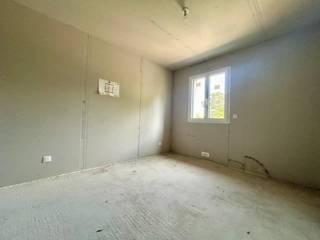 Maison - 121 m² - 6 pièces