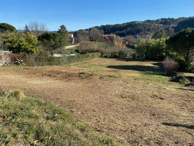 Terrain - 1 555 m²