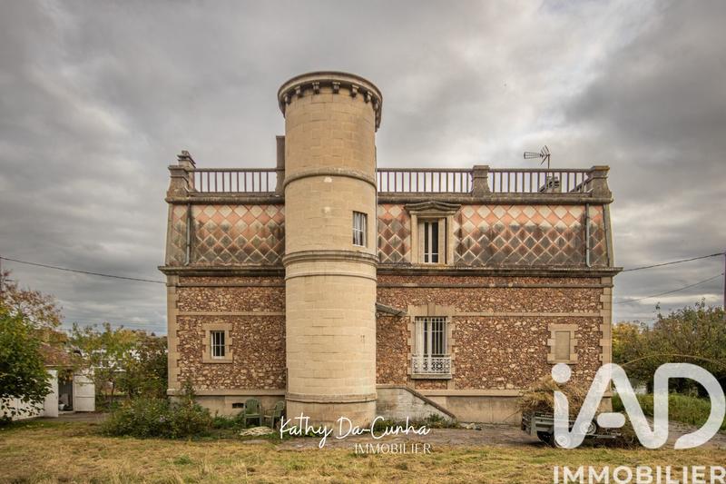 Maison de maîtres - 246 m² - 10 pièces