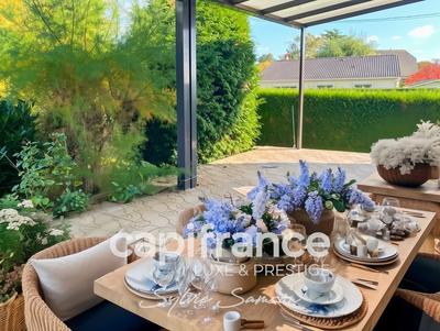 Maison - 112 m² - 6 pièces