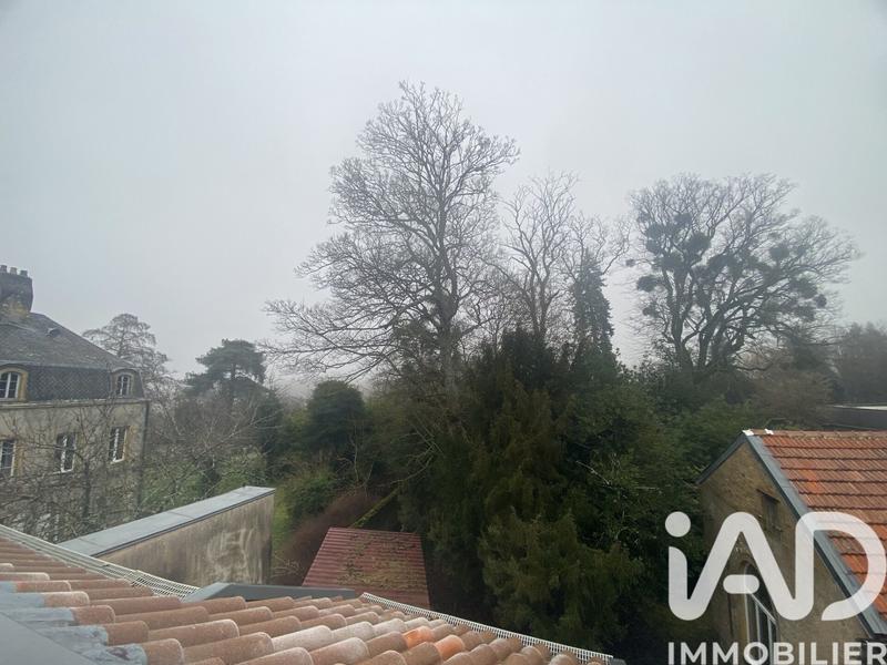 Maison - 238 m² - 5 pièces