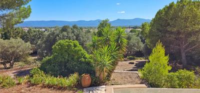 Villa - 206 m² - 8 pièces