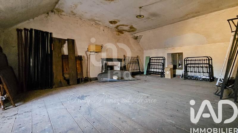 Maison - 350 m² - 11 pièces