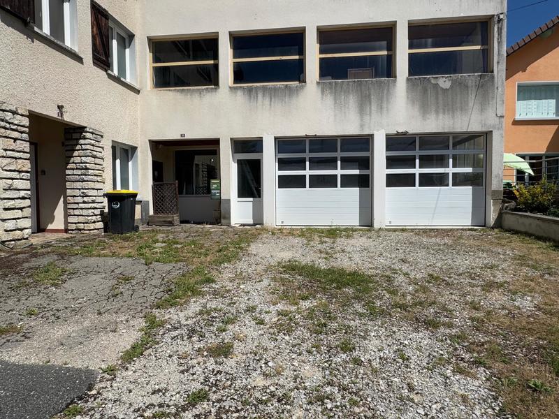 Appartement - 134 m² - 6 pièces