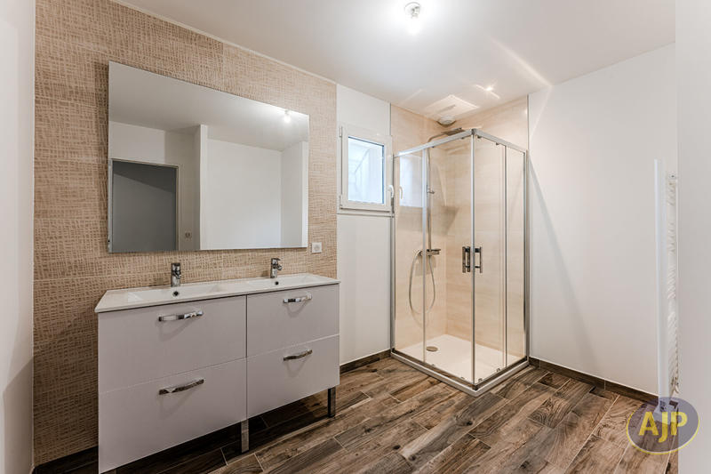 Maison - 134 m² - 6 pièces