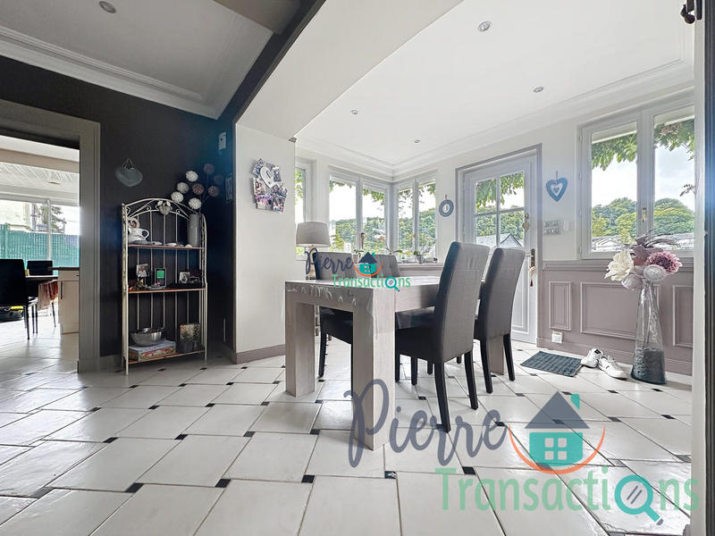 Maison - 147 m² - 5 pièces