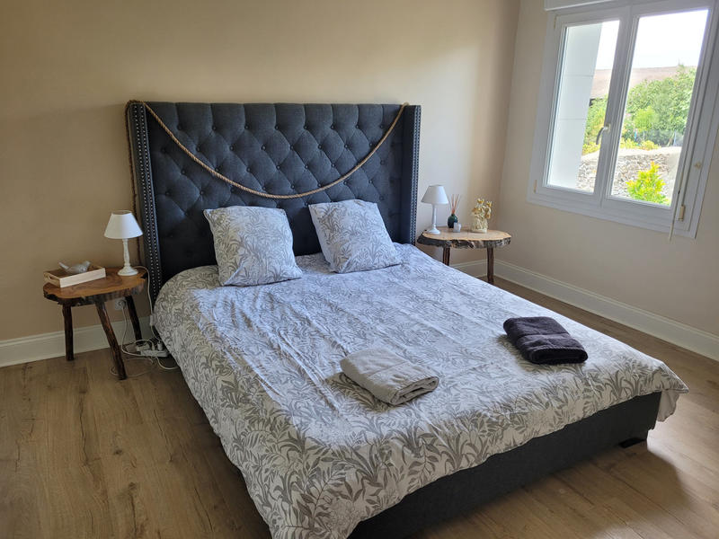 Maison - 240 m² - 6 pièces