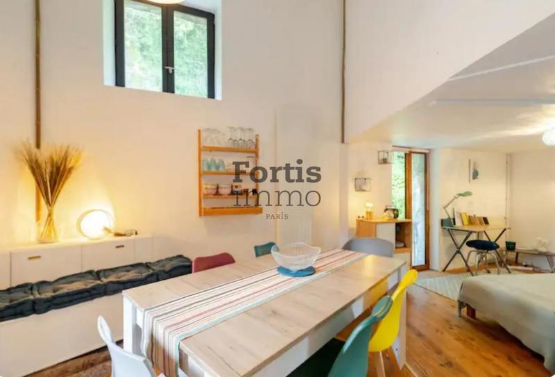 Moulin - 235 m² - 8 pièces