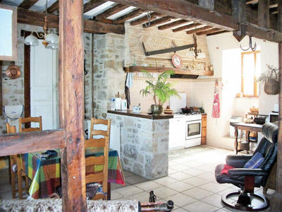 Maison - 110 m² - 4 pièces