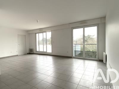 Appartement - 106 m² - 5 pièces