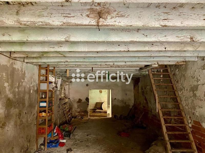 Maison - 140 m² - 1 pièce