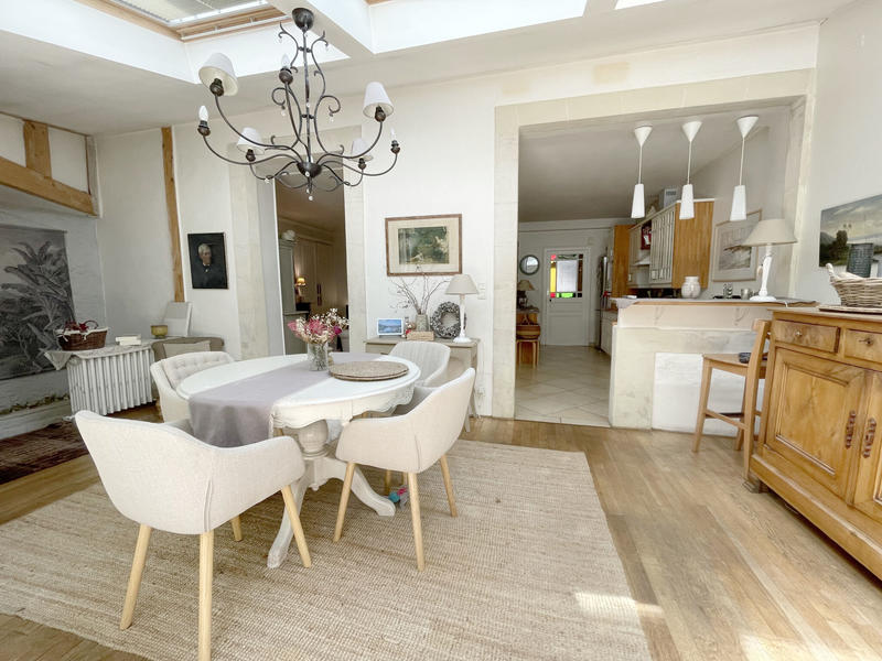 Maison - 155 m² - 7 pièces