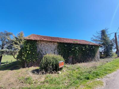 Grange - 130 m² - 1 pièce