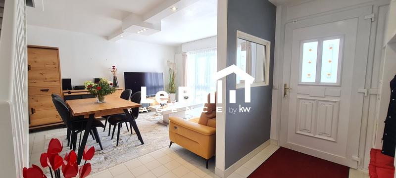 Maison - 103 m² - 5 pièces