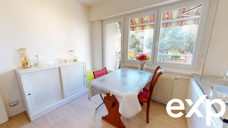 Appartement - 65 m² - 2 pièces