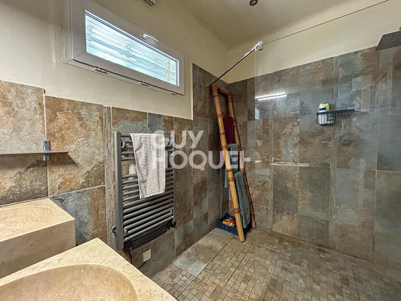 Maison - 138 m² - 5 pièces