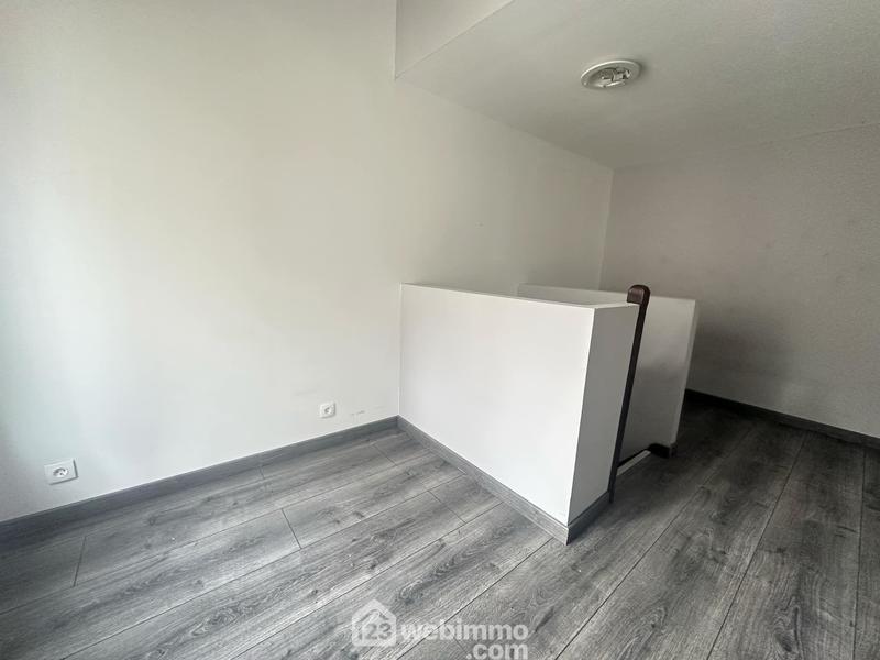 Immeuble - 167 m² - 9 pièces