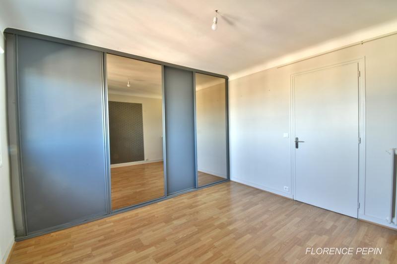 Appartement - 82 m² - 3 pièces