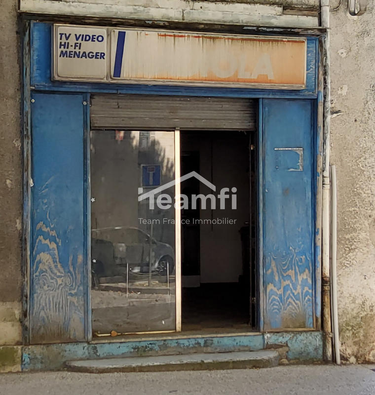 Local commercial - 45 m² - 3 pièces