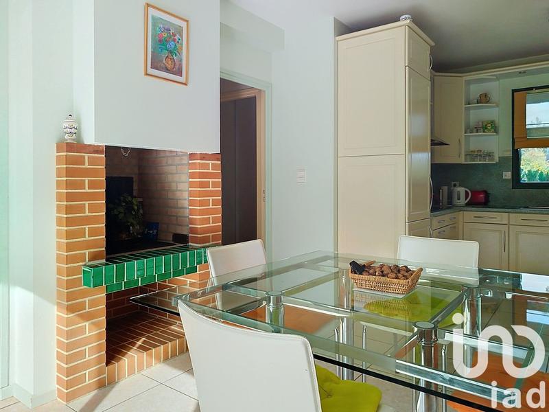 Maison - 227 m² - 8 pièces