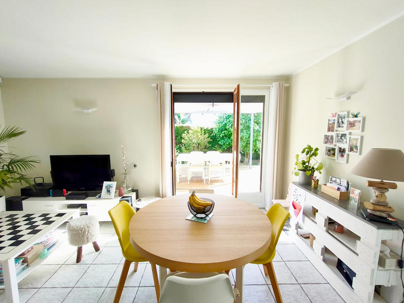 Maison - 104 m² - 6 pièces