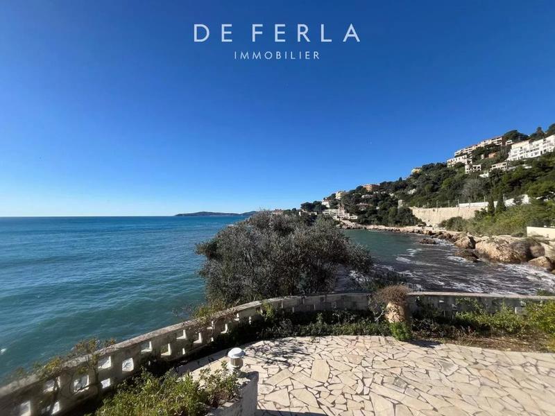 Villa - 410 m² - 1 pièce