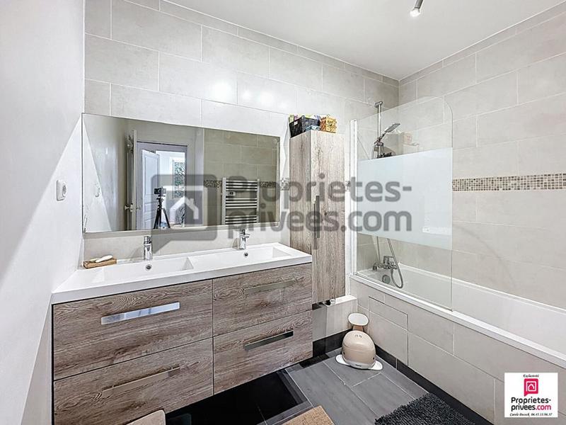 Appartement - 83 m² - 3 pièces