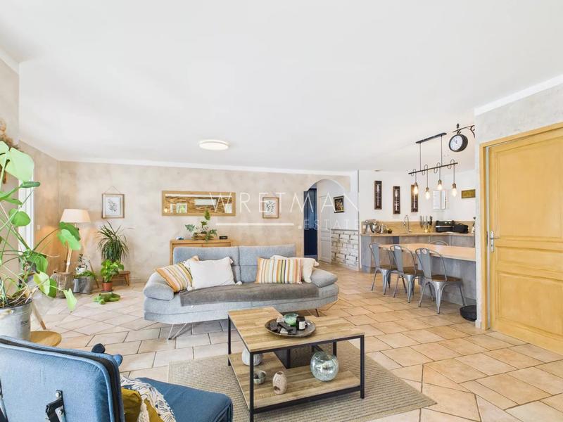 Villa - 163 m² - 6 pièces