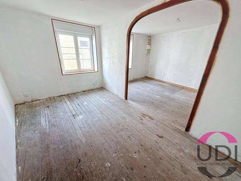 Immeuble - 73 m² - 3 pièces