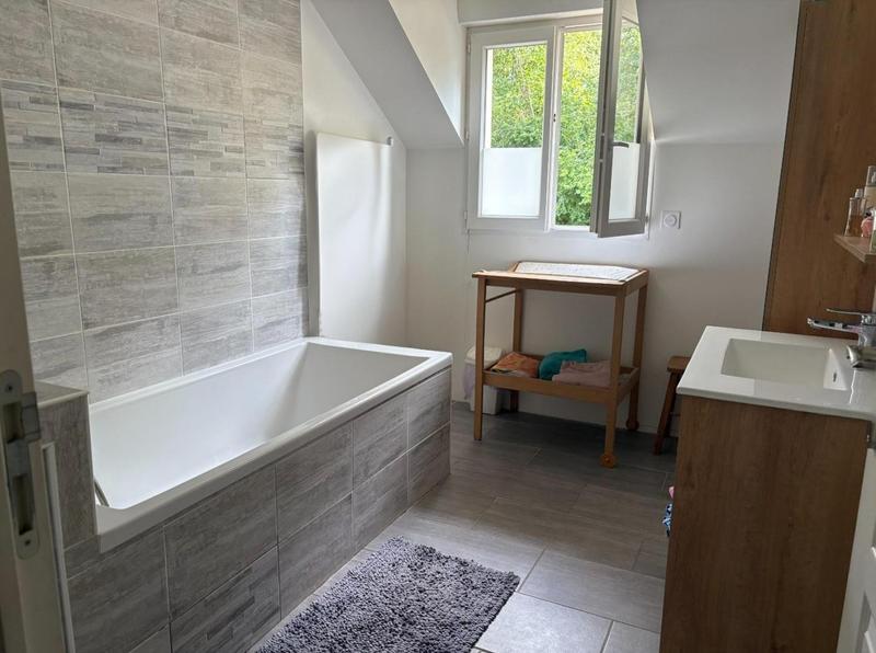 Maison - 120 m² - 6 pièces