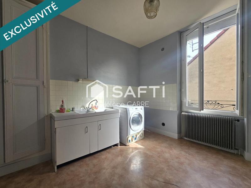 Maison - 155 m² - 8 pièces
