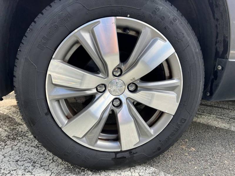 Peugeot 2008 1.6 E-HDi 92 Allure