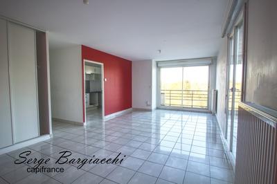 Appartement - 67 m² - 4 pièces