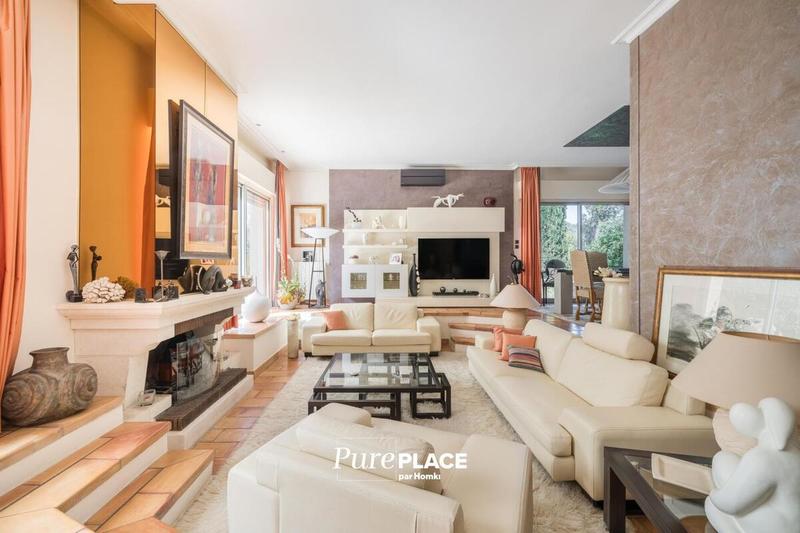 Propriété - 166 m² - 5 pièces