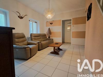 Maison - 122 m² - 6 pièces